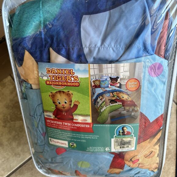 Daniel Tiger Treehouse Pals Twin Comforter Sheet Set 4pc Bedding Jay Franco - Picture 2 of 9